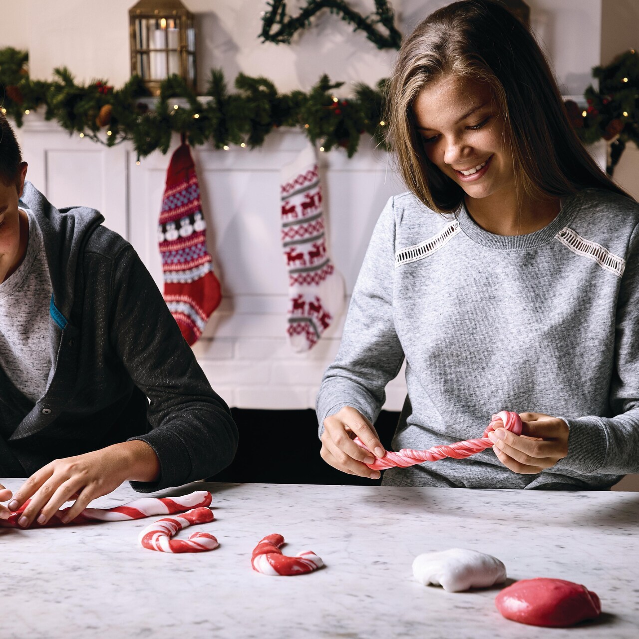 Kids Club: Elmer's Holiday Slime Class